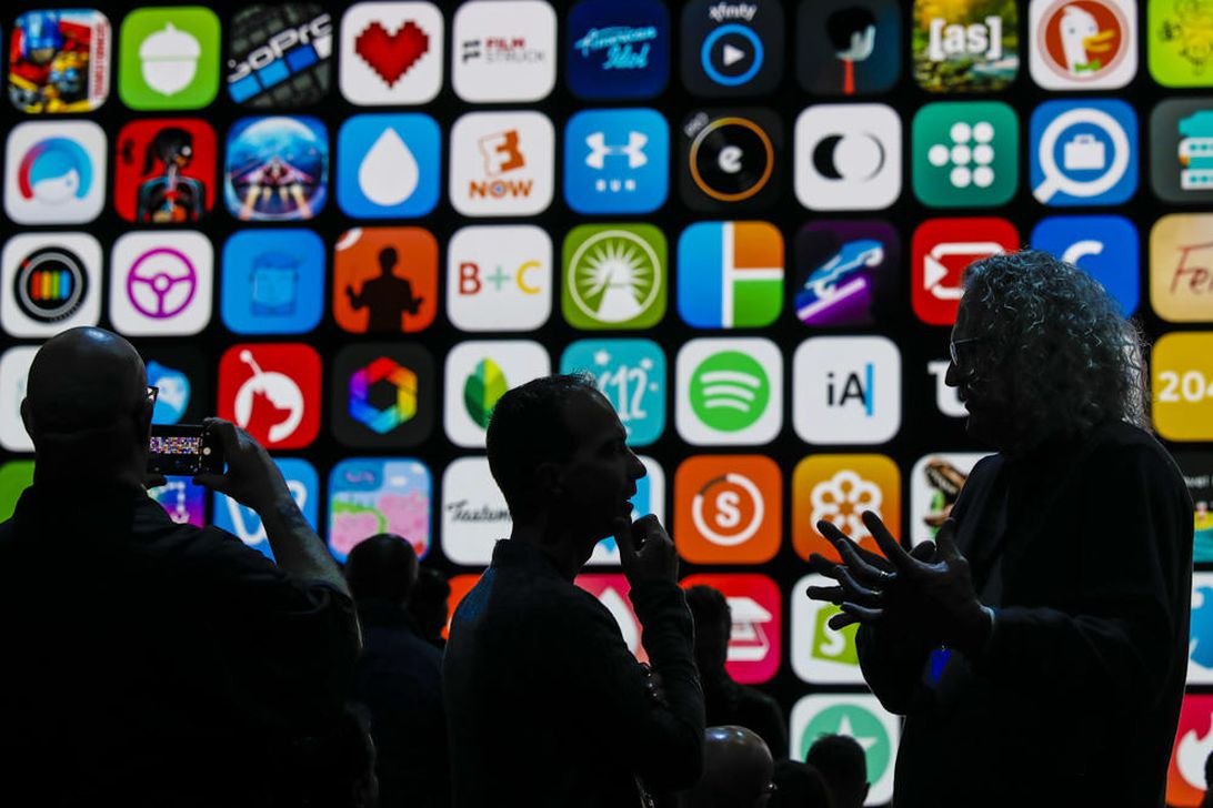 苹果禁止其AppStore中的非官方冠状病毒应用